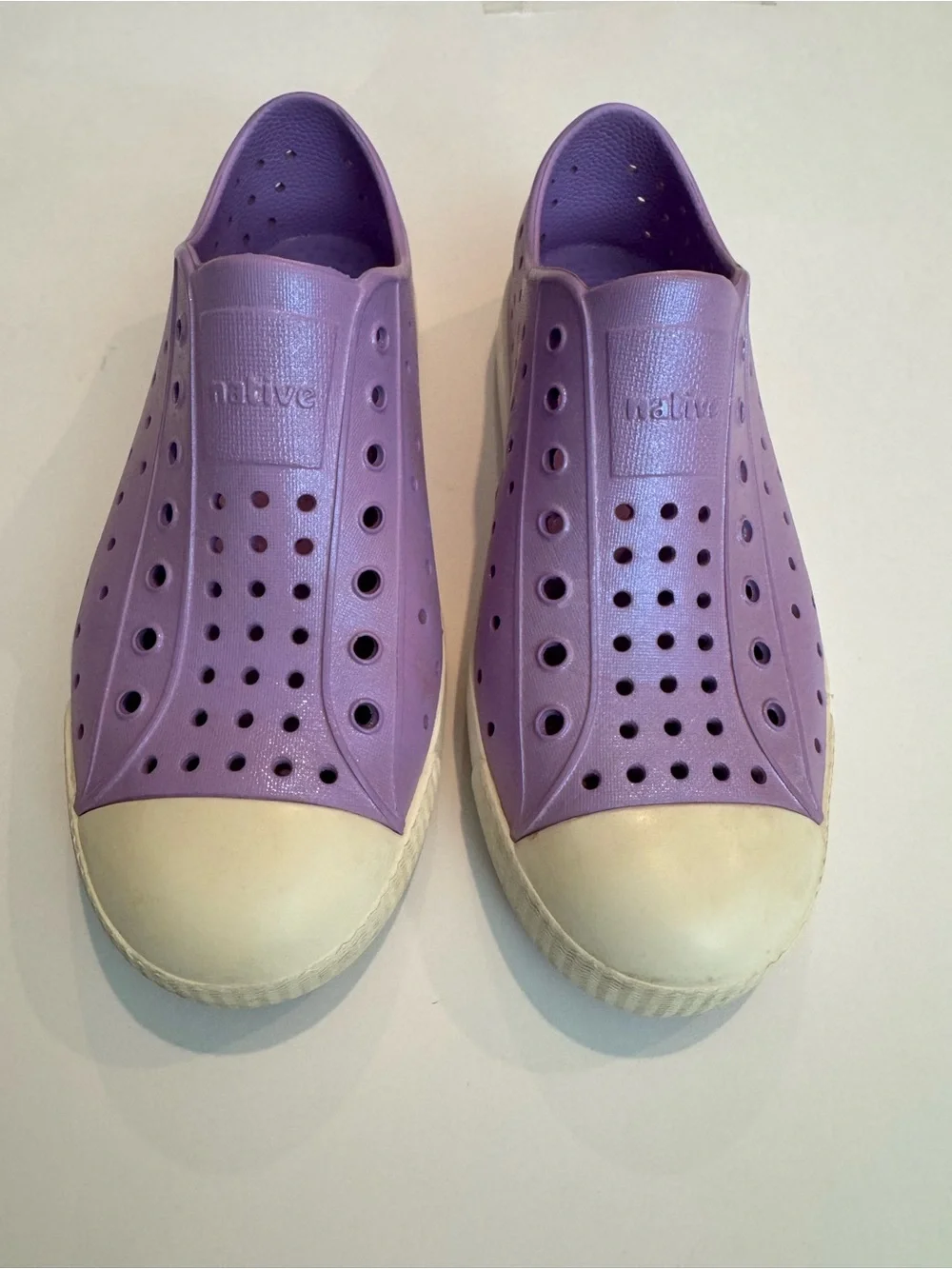 Native J3 Kids youth Girls Jefferson Slip-On water shoe Lavender purple shimmer